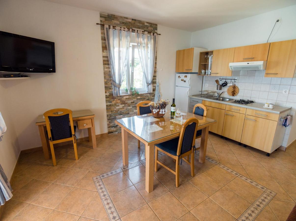 Apartmani Maslina Lun  Exterior photo
